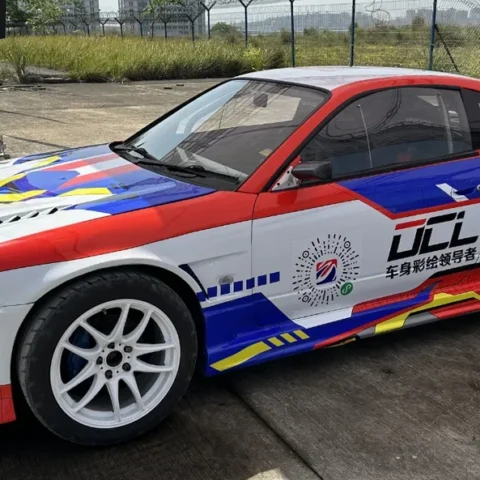 Dikalu (DCL) Vehicle Body Wraps Shine at "Super Horsepower Carnival," Trendy IP Gains Attention