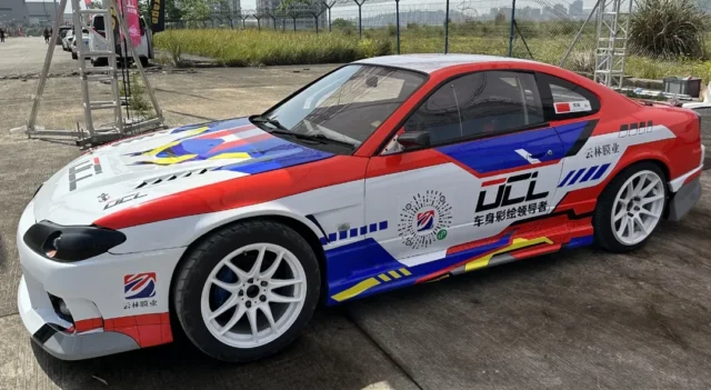 Dikalu (DCL) Vehicle Body Wraps Shine at "Super Horsepower Carnival," Trendy IP Gains Attention